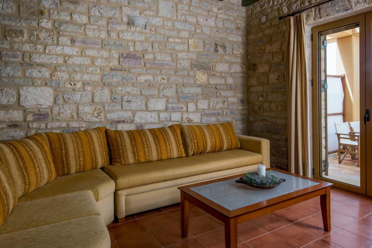 Enastron Villas Κυπαρισσία Εξωτερικό φωτογραφία